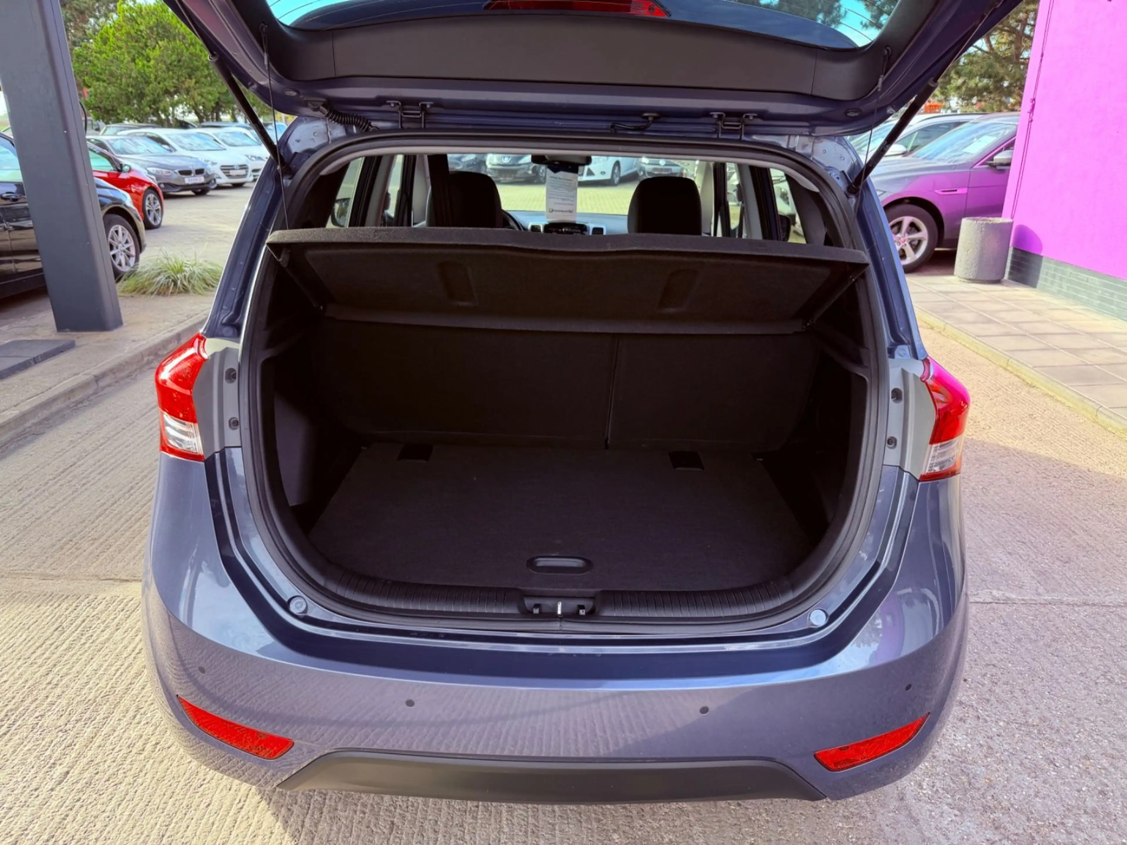 Hyundai iX20 1.6 Comfort+ "HU/AU+Service+Garantie" — photo 8