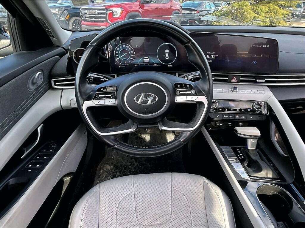 2023 Hyundai Elantra LUXURY — снимка 1