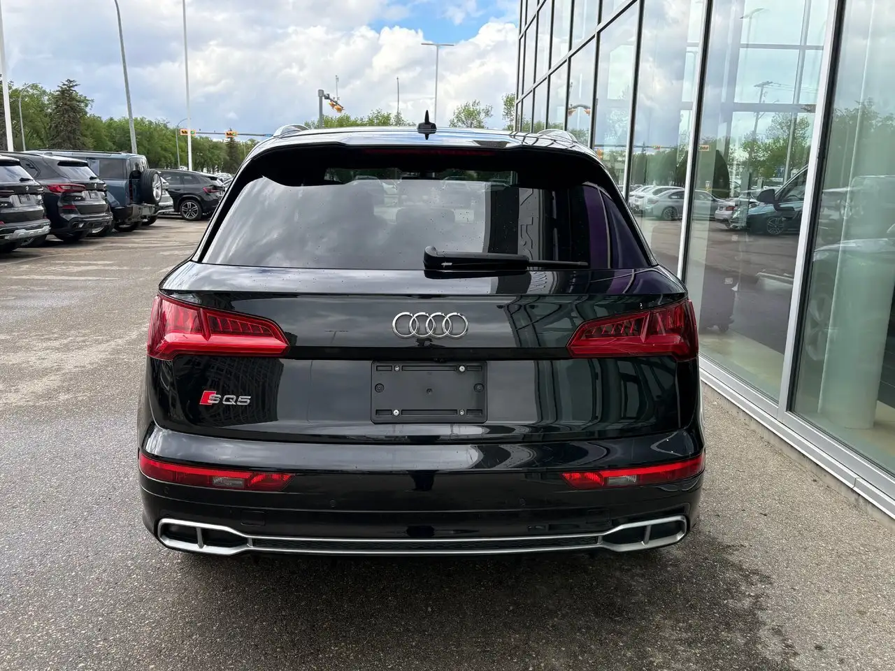 Audi SQ5 снимка Audi SQ5