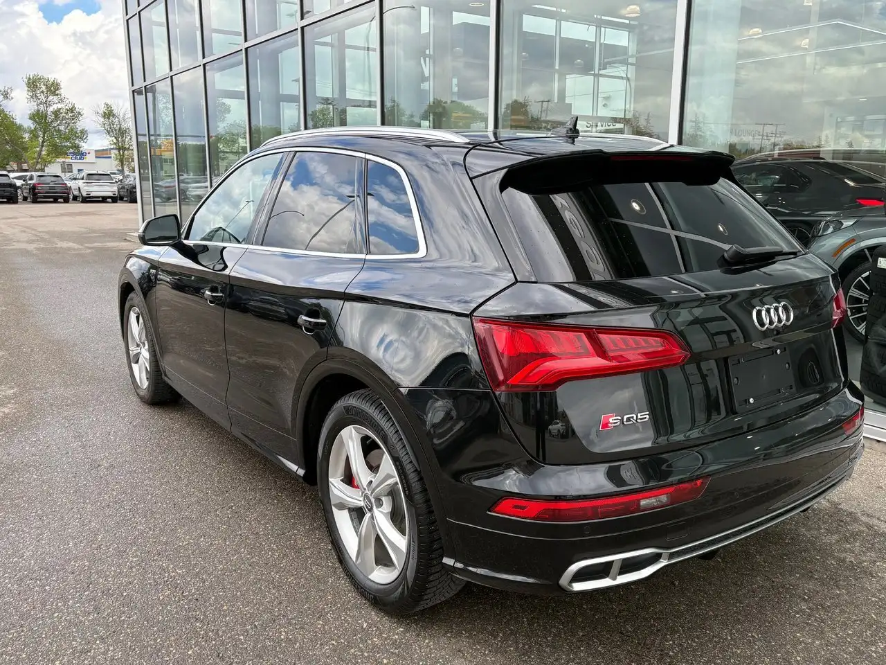 Audi SQ5 снимка Audi SQ5