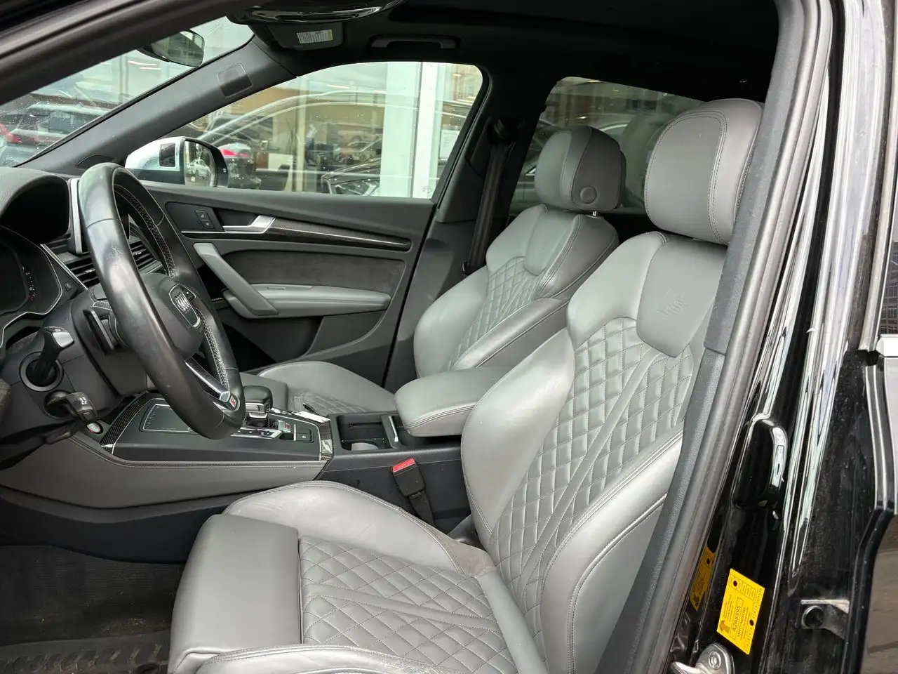 Audi SQ5 снимка Audi SQ5