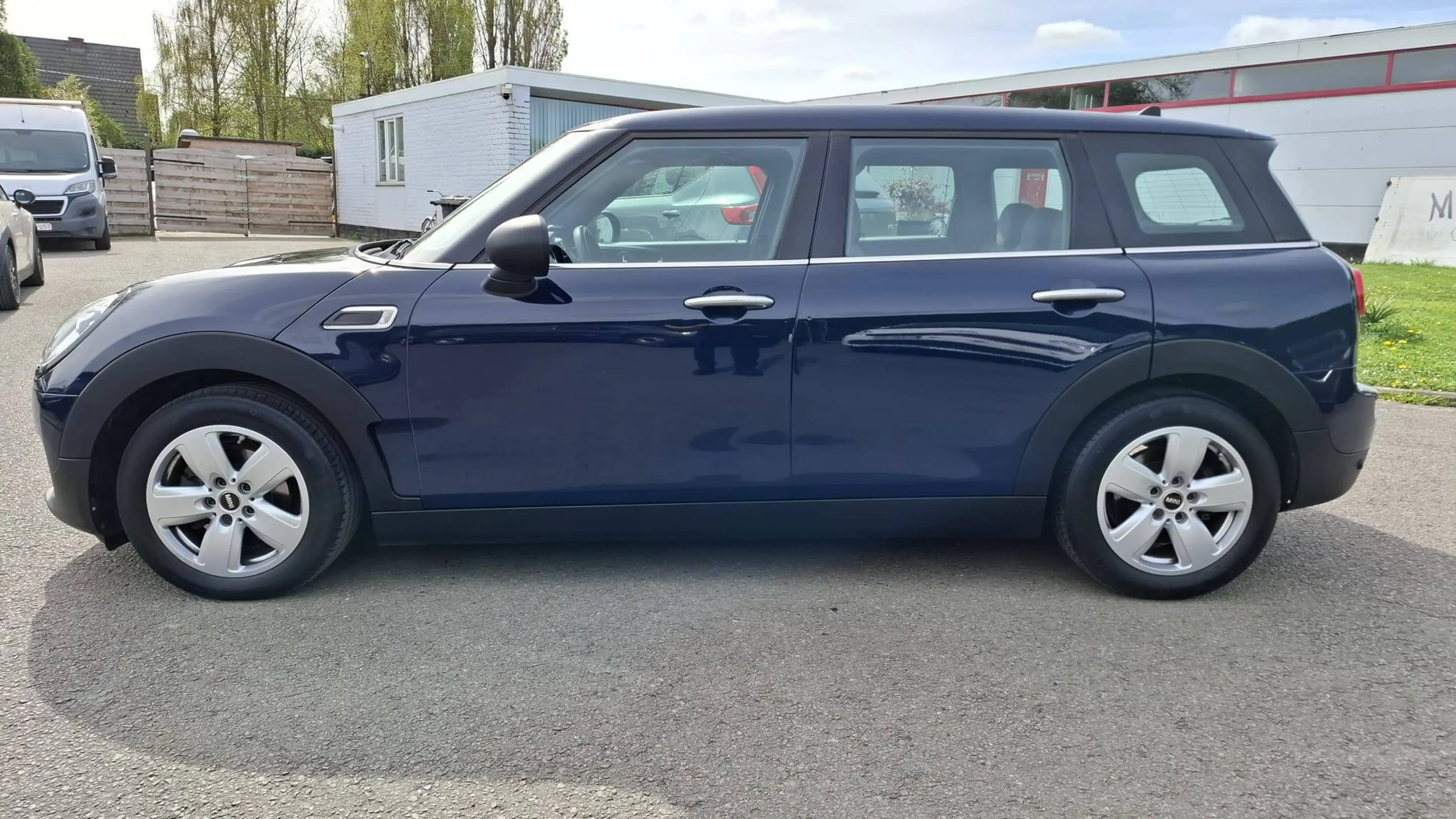 MINI One D Clubman Mini Clubman 1.5 DA One AdBlue Automatique — photo 2