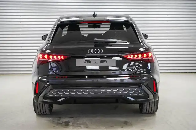 Audi A3 Sportback 40 TFSI S-tronic quattro S-Li -LAG. 1... Ansicht 4