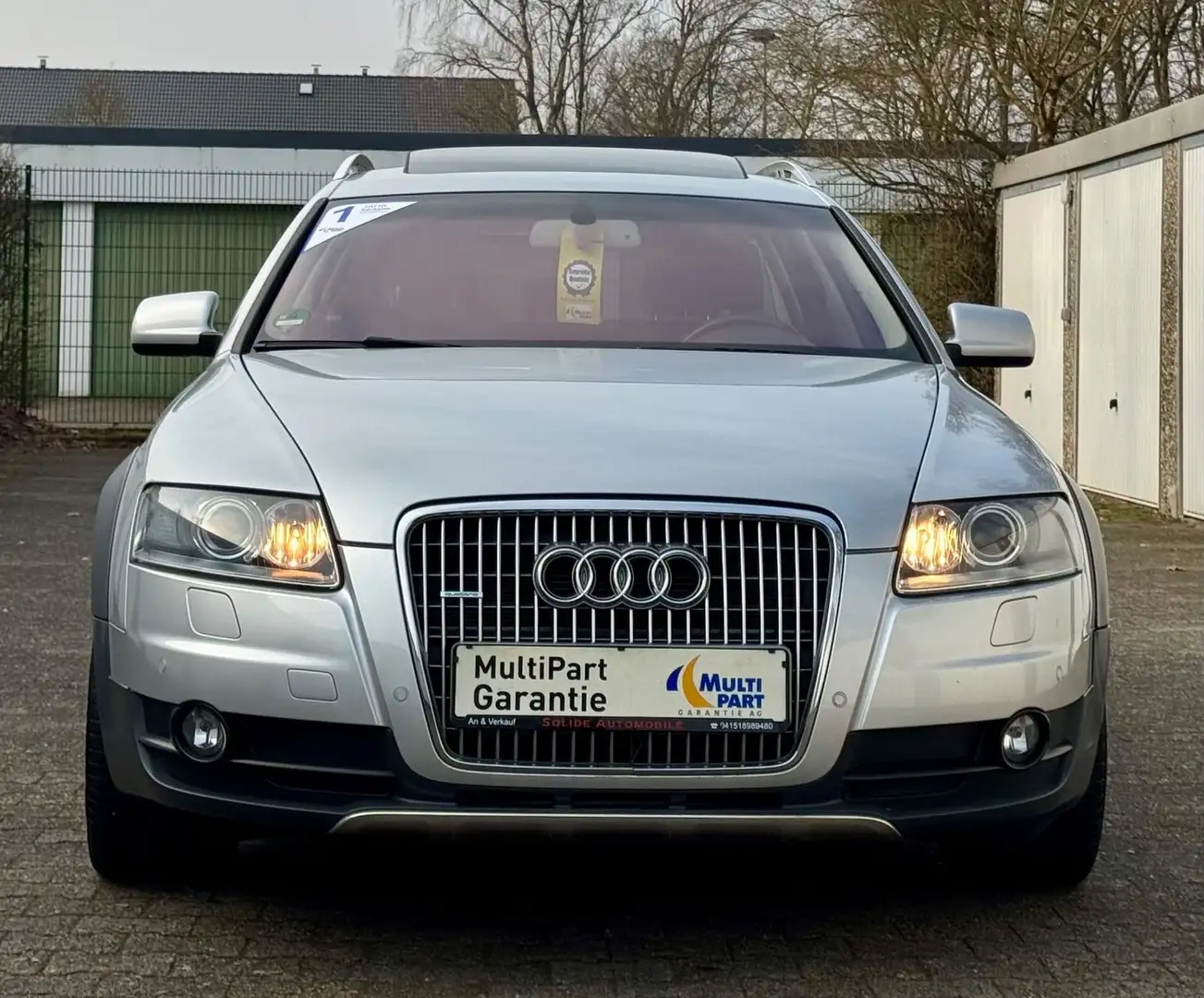 Audi A6 allroad Audi A6 Allroad 3.2 V6 FSI Stříbrná - 2