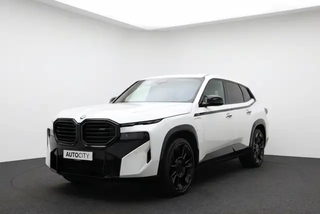 BMW XM PHEV 30 kWh M Sport V8 Carbon l Drive Assistance l