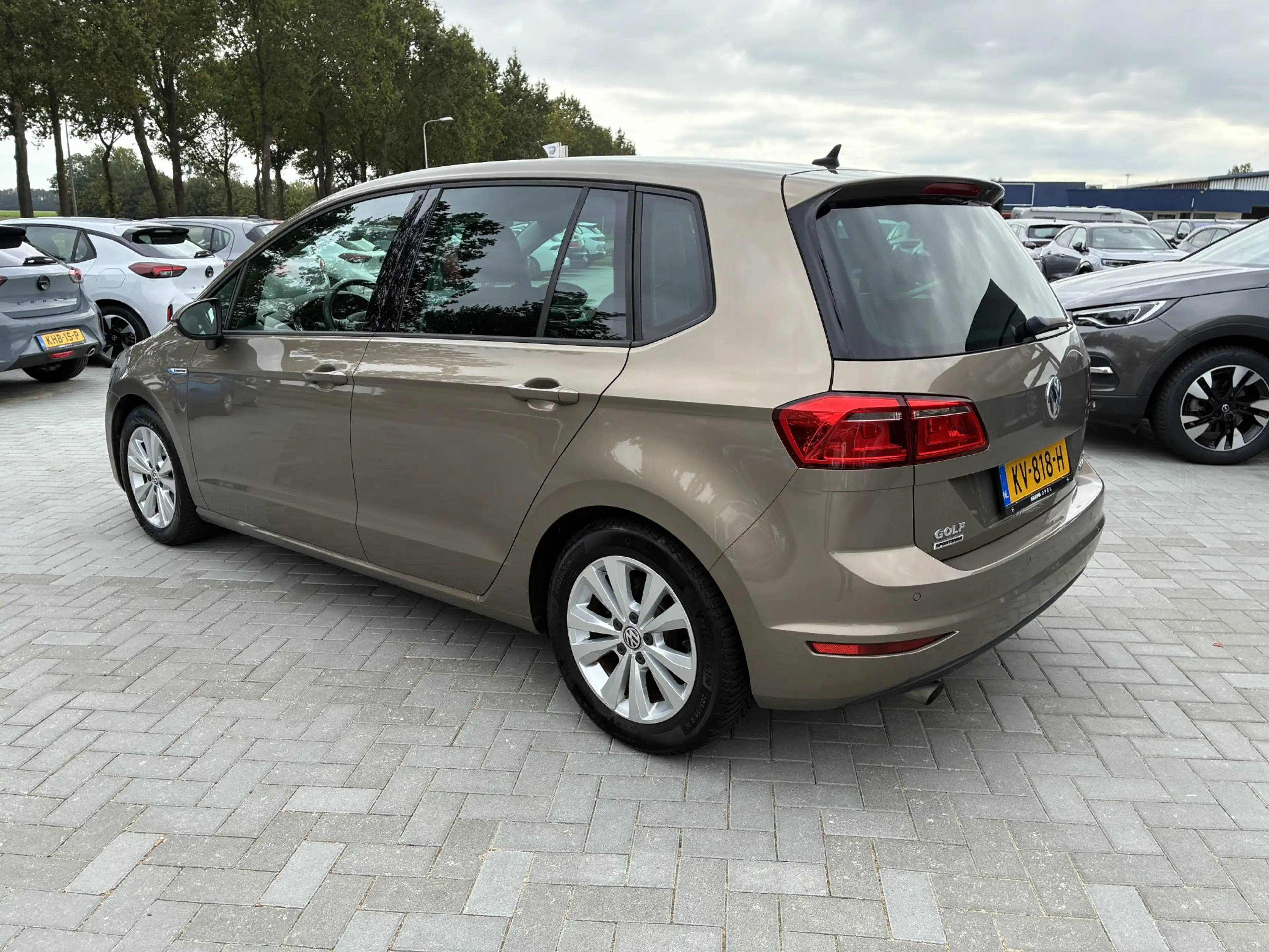 Volkswagen Golf Sportsvan 1.0 TSI Connected Series | Climate control | Navig — photo 6