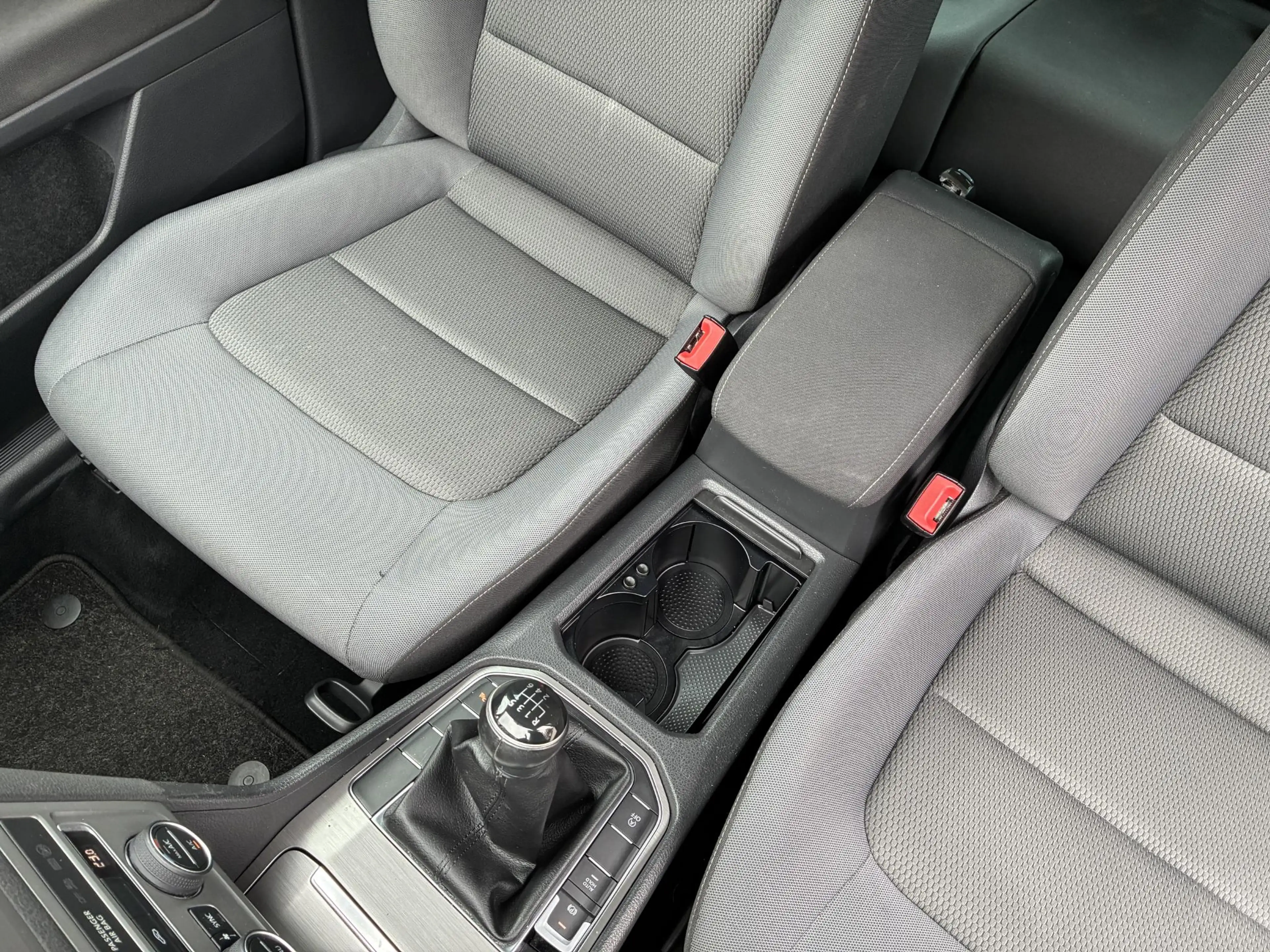 Volkswagen Golf Sportsvan 1.0 TSI Connected Series | Climate control | Navig — photo 14