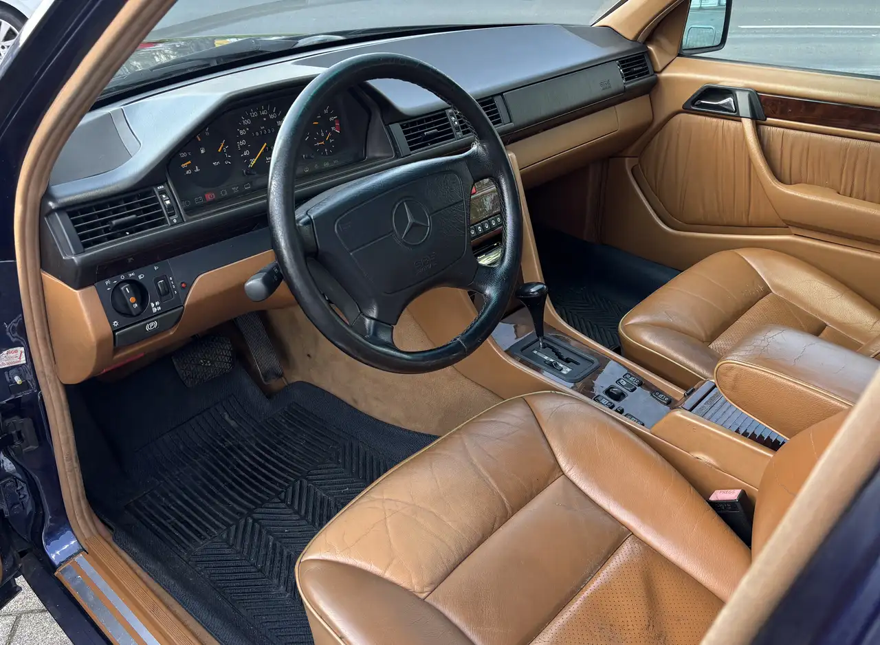 Mercedes-Benz E 200 E200 T W124 OLDTIMER H-Kenzeich/LEDER/KLIMA, foto 7