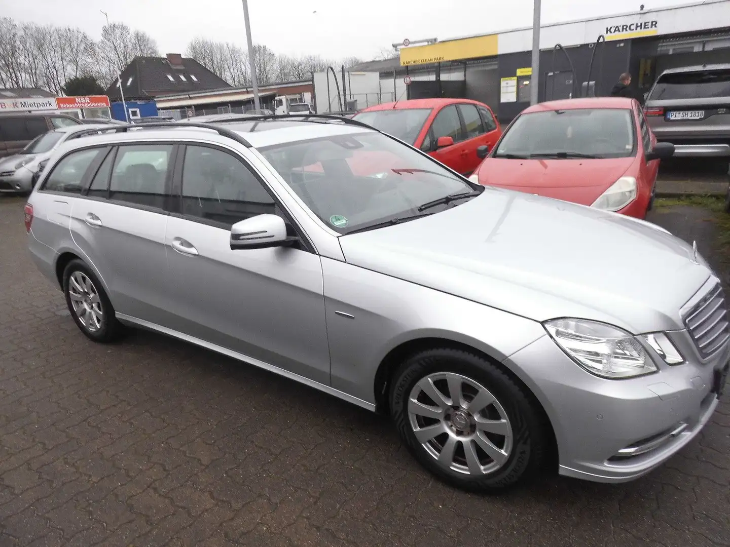 Mercedes-Benz E 350 E T-Modell E 350 CDI Silber - 2