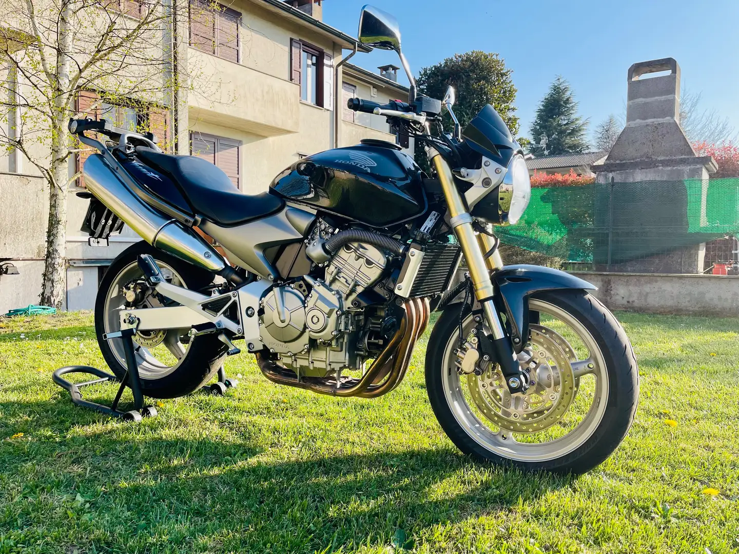 Honda Hornet 600 Black crna - 1