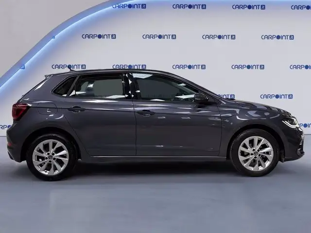 Volkswagen Polo view 8