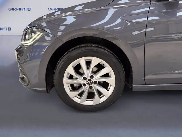 Volkswagen Polo view 16