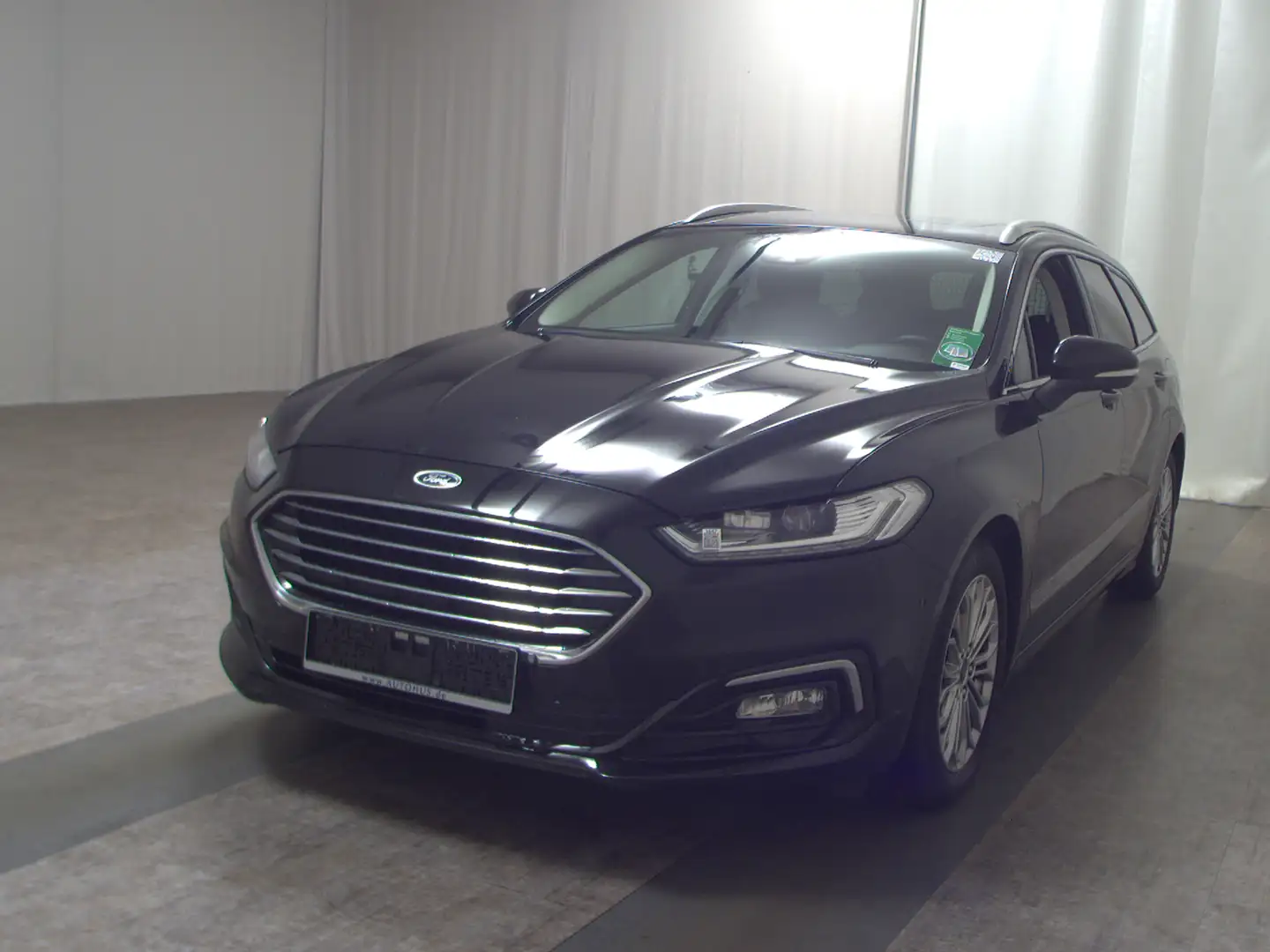 Ford Mondeo Turnier 2.0 EcoBlue Titanium ACC GSD LED Schwarz - 2