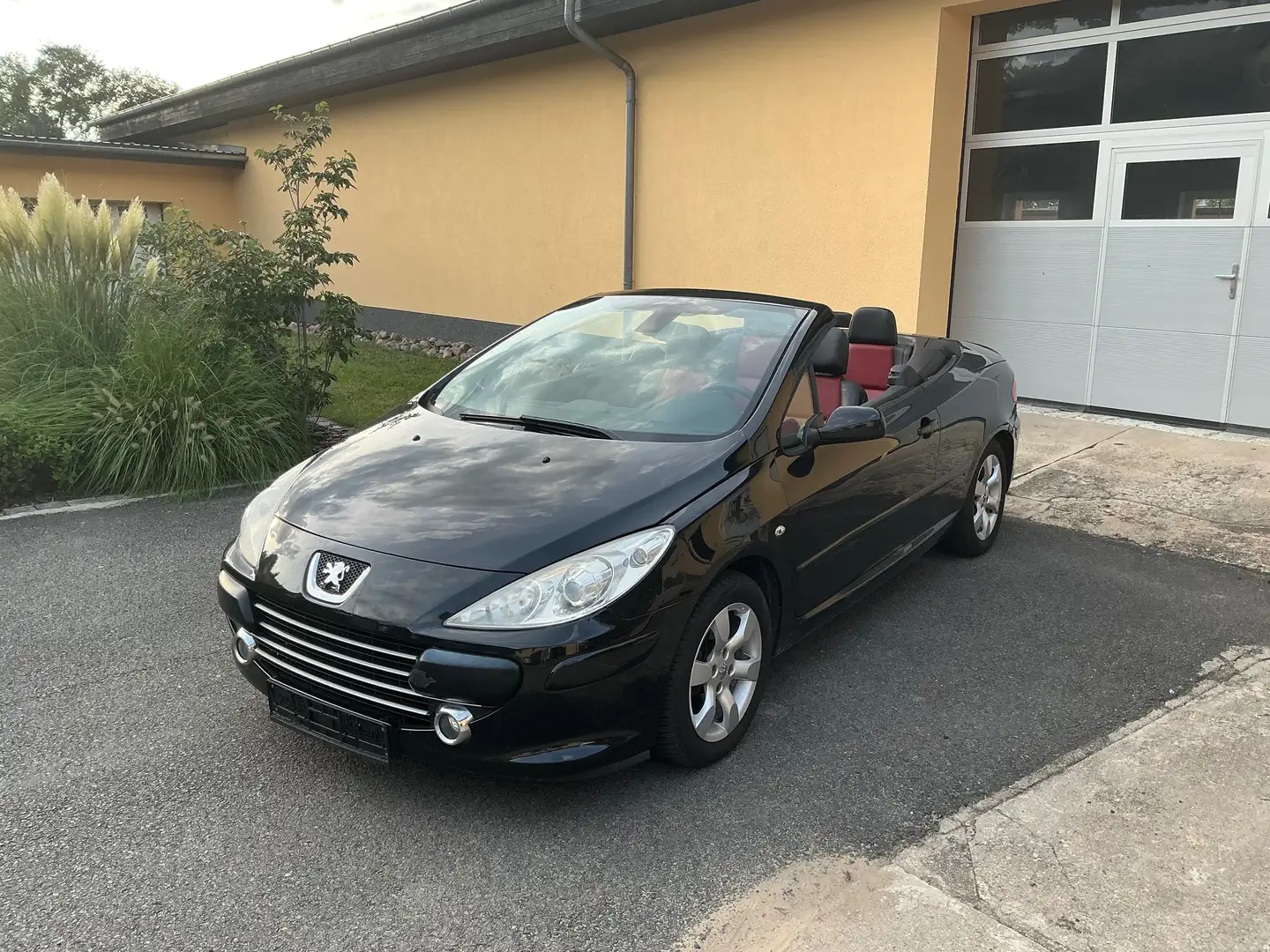 Peugeot 307 307 CC CC 140 Automatik Tendance Noir - 1