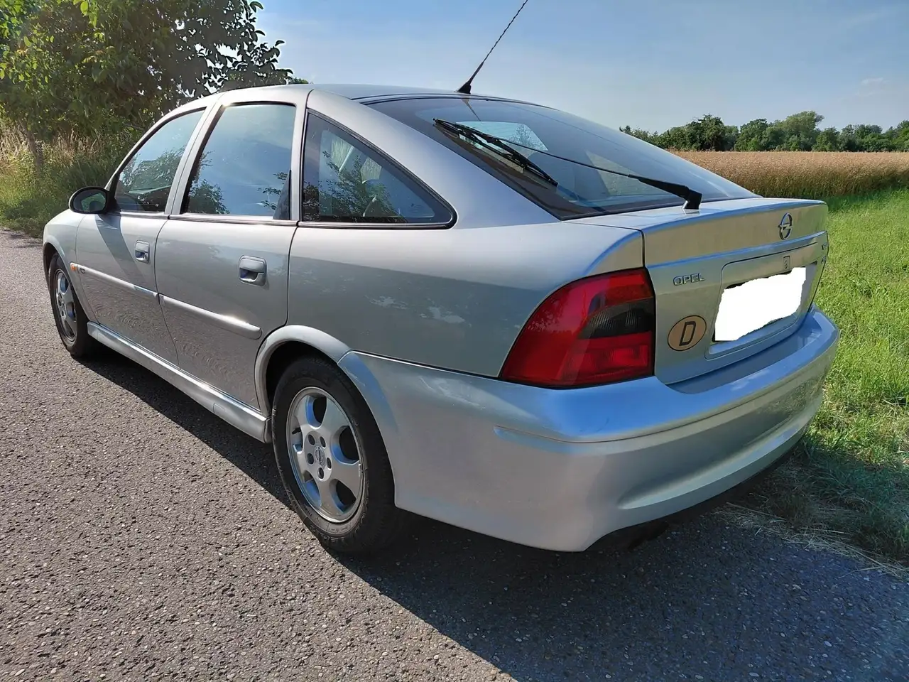 Opel Vectra 2.5 V6 Edition 100, foto 3