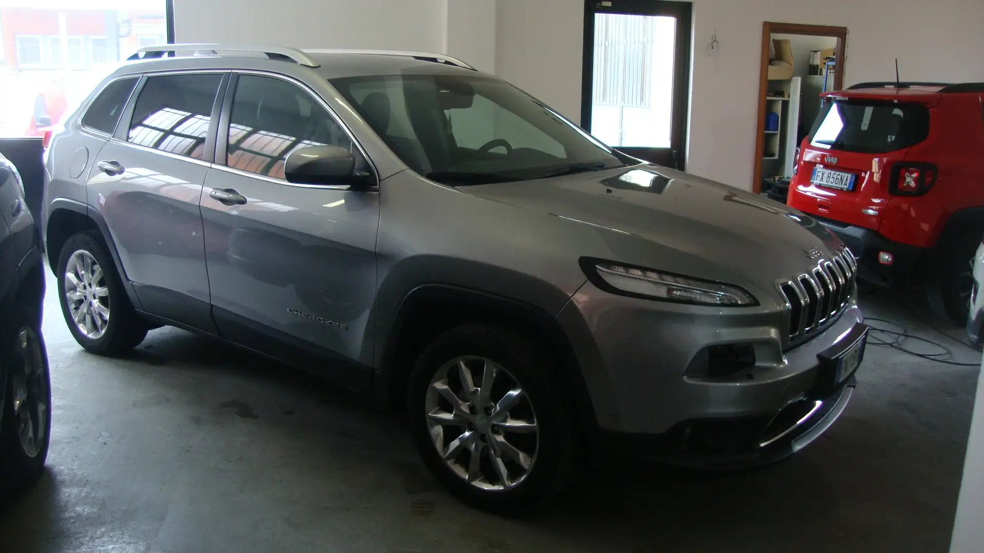 Jeep Cherokee 2.2 mjt Limited 4wd active drive auto Argent - 2