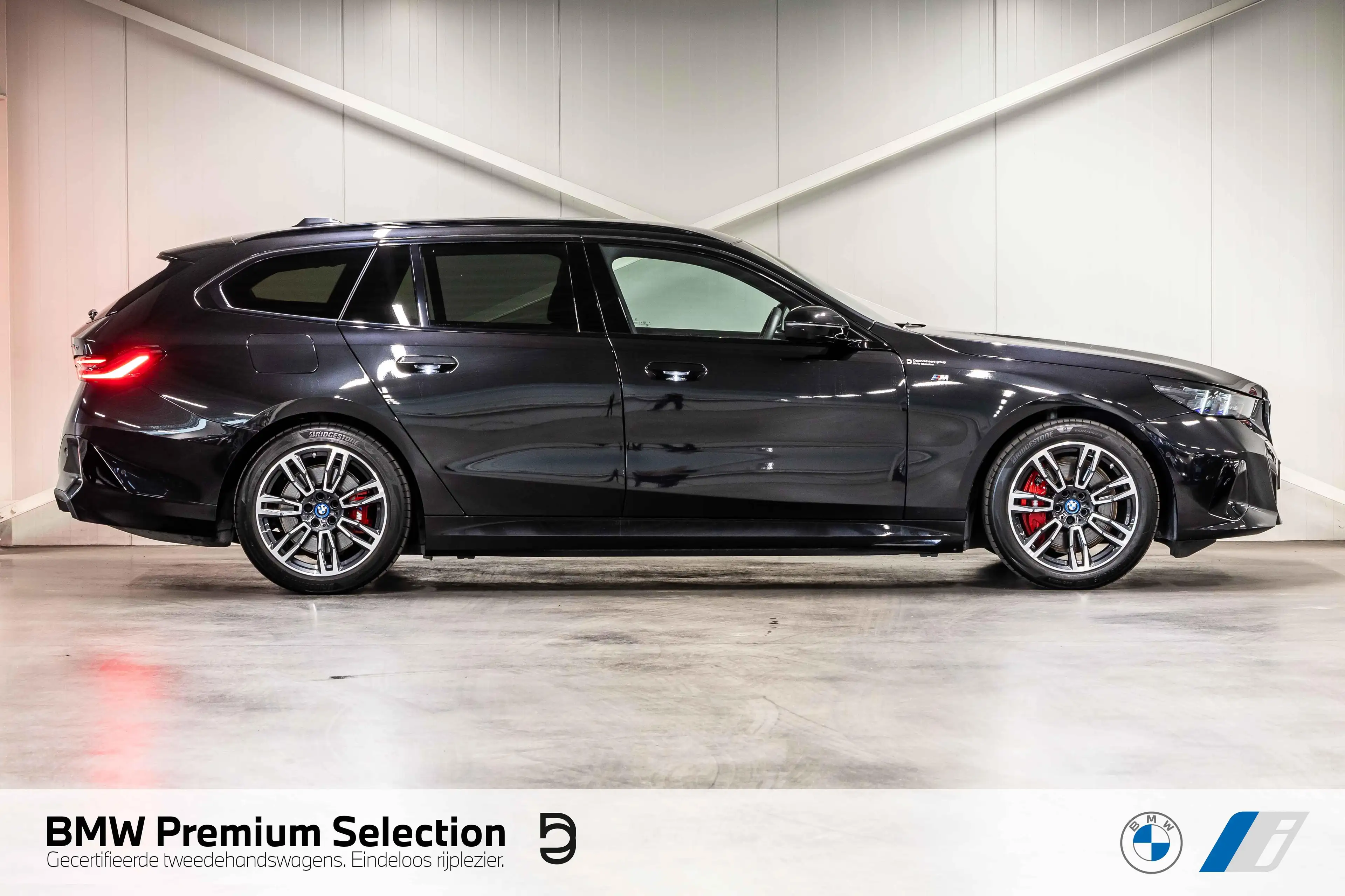 BMW i5 eDrive40 Touring M Sport PRO| DRIVE + | TOWB | PAN — photo 3