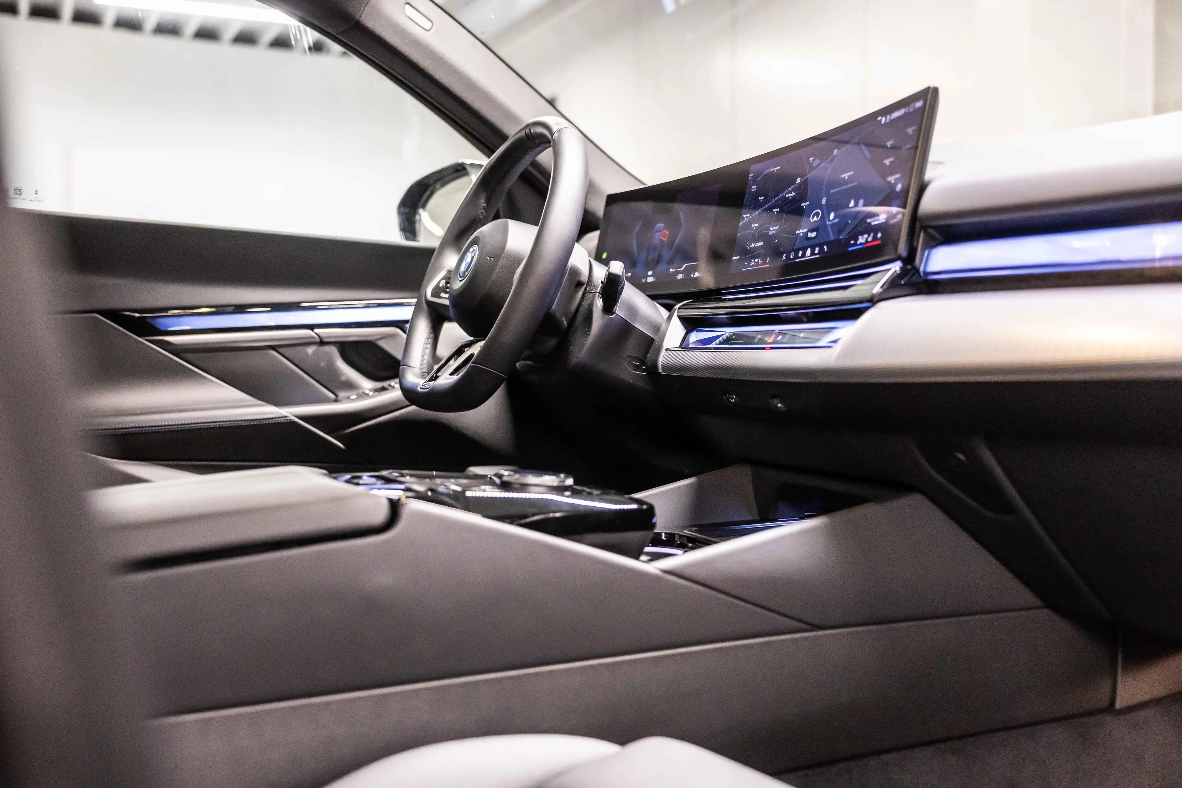 BMW i5 eDrive40 Touring M Sport PRO| DRIVE + | TOWB | PAN — photo 12