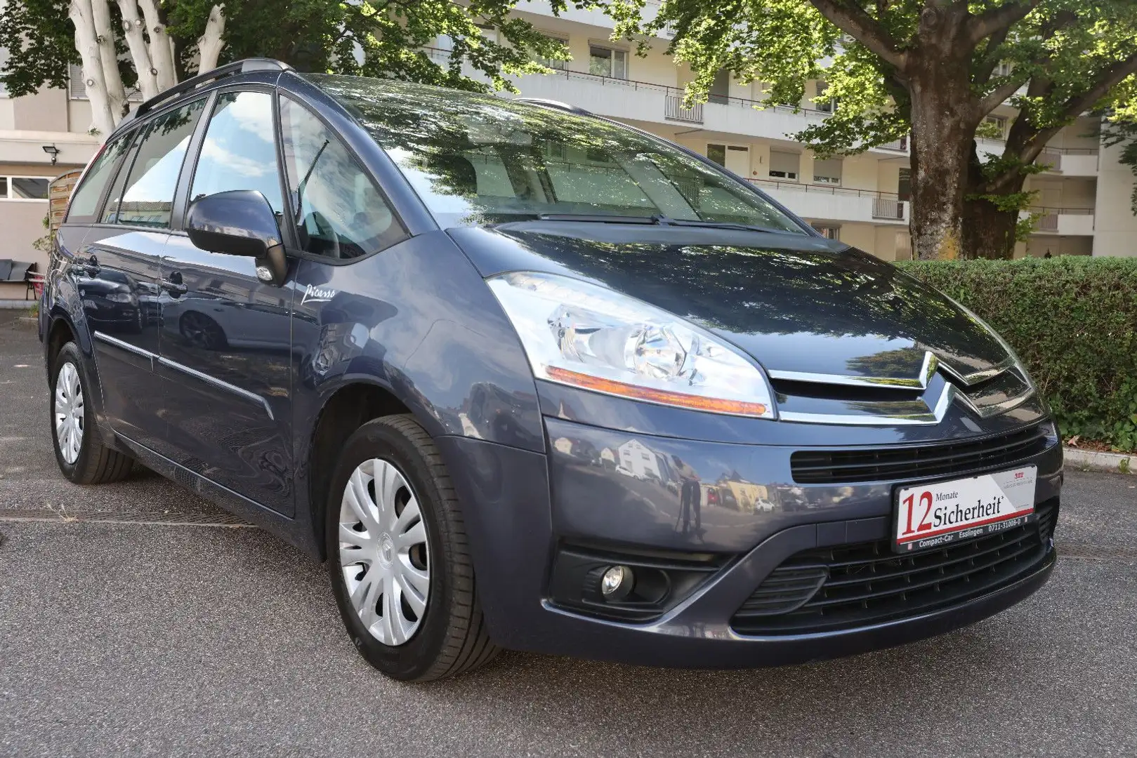 Citroen Grand C4 Picasso Tendance Grau - 1
