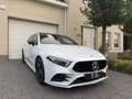 Mercedes-Benz A 180 AMG Aut Panoramadak Nightpakket Widescreen SfeerVe Wit - thumbnail 1
