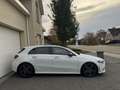 Mercedes-Benz A 180 AMG Aut Panoramadak Nightpakket Widescreen SfeerVe Wit - thumbnail 11