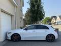 Mercedes-Benz A 180 AMG Aut Panoramadak Nightpakket Widescreen Ambient Wit - thumbnail 14