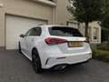 Mercedes-Benz A 180 AMG Aut Panoramadak Nightpakket Widescreen SfeerVe Wit - thumbnail 3