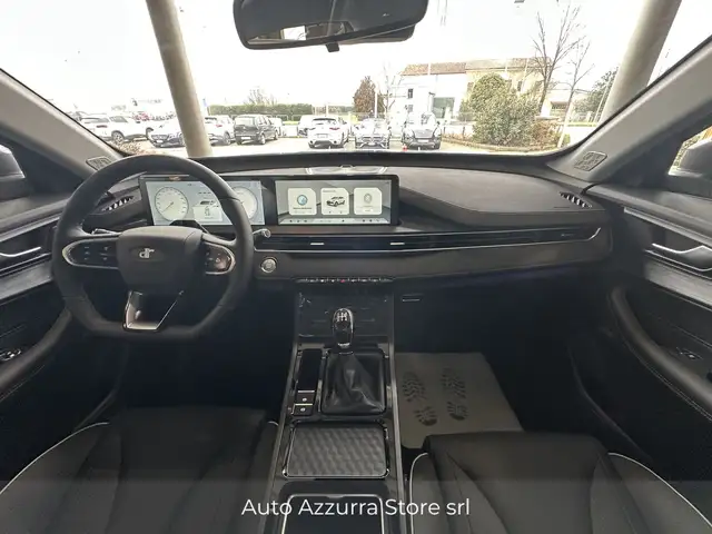 DR Automobiles DR5 view 10