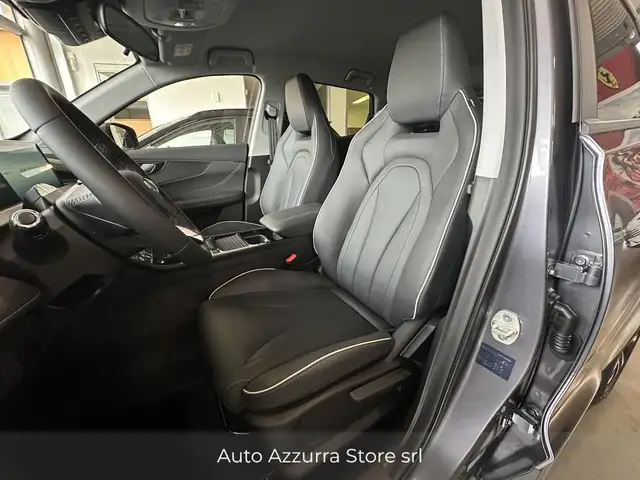 DR Automobiles DR5 view 14