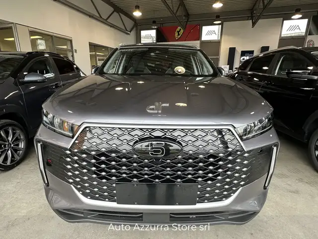 DR Automobiles DR5 view 2