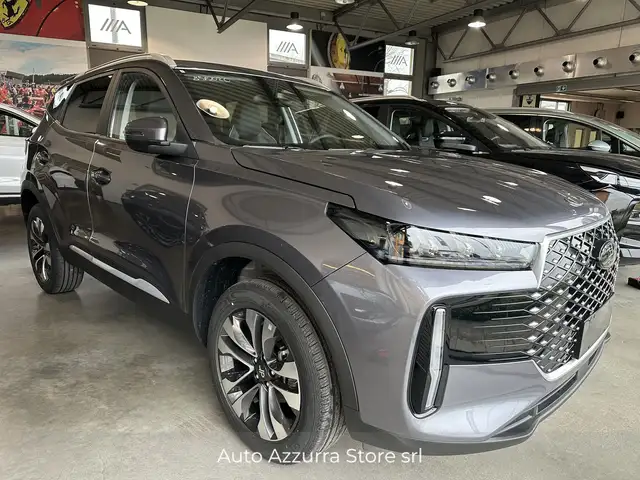 DR Automobiles DR5 view 3