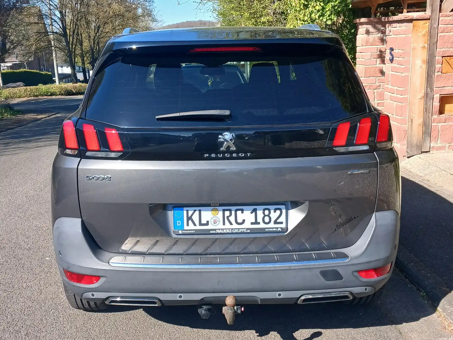 Peugeot 5008 5008 BlueHDi 150 Allure Grau - 2