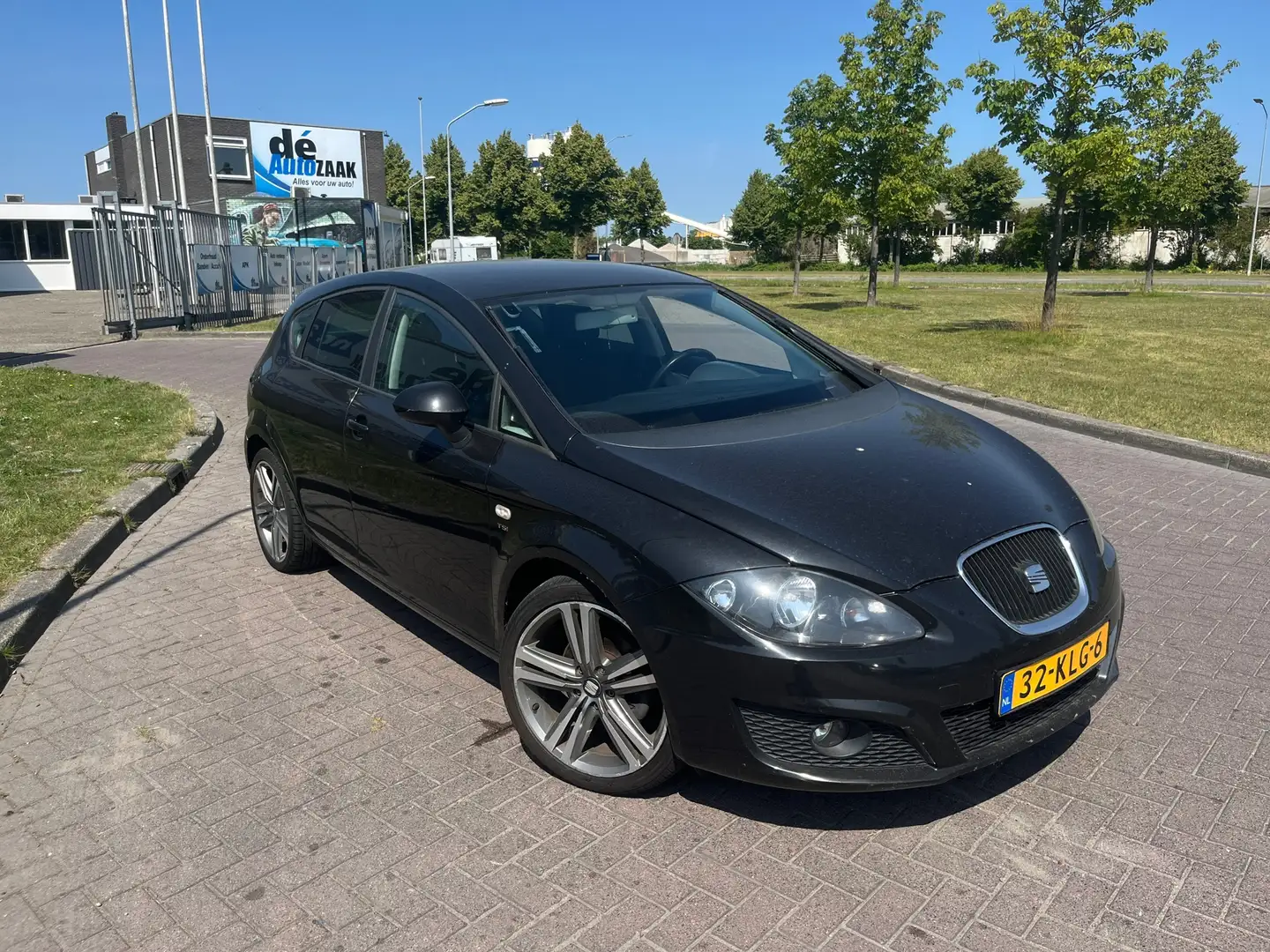 SEAT Leon 1.4 TSI Sport Zwart - 2