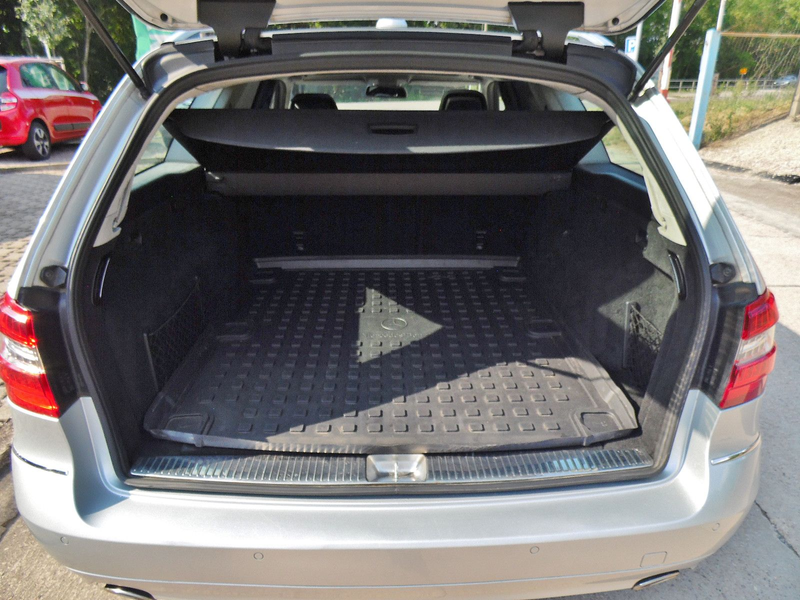 Mercedes-Benz E 350 T-Modell CGI BlueEfficiency/STHZ/Pano/voll — photo 17