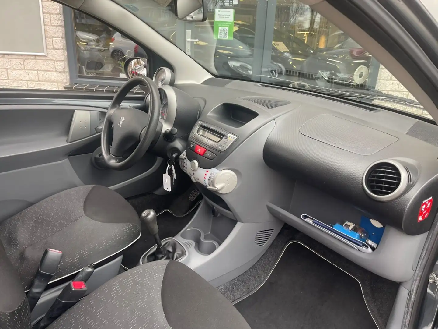 Peugeot 107 1.0-12V Millesim 200 Nieuwe apk 3Drs Airco NAP Grijs - 2