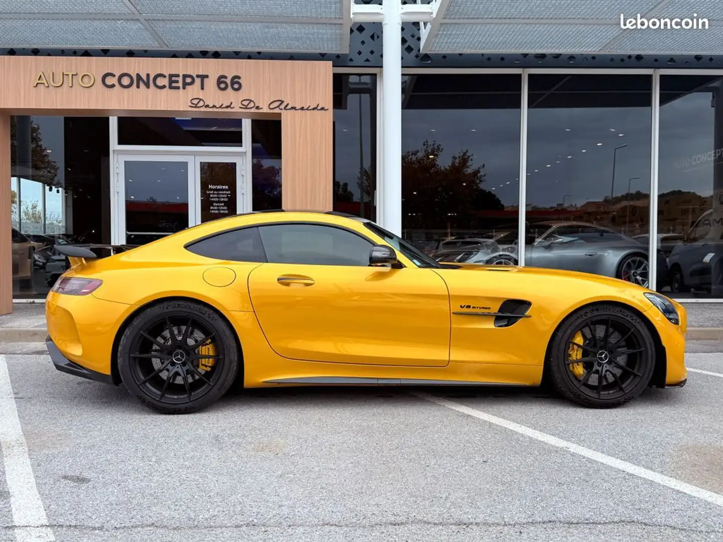 Mercedes-Benz AMG GT MERCEDES-AMG GT-R COUPÉ (2) 4.0 V8 585ch SPEEDSHIFT 7 Giallo - 2