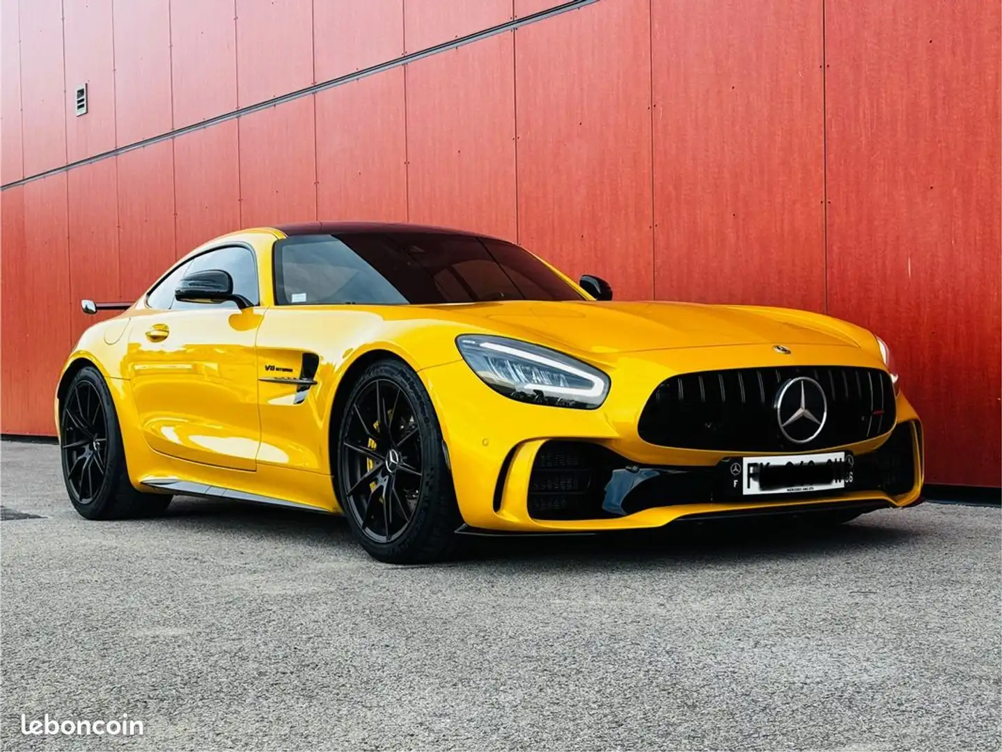 Mercedes-Benz AMG GT MERCEDES-AMG GT-R COUPÉ (2) 4.0 V8 585ch SPEEDSHIFT 7 Jaune - 1