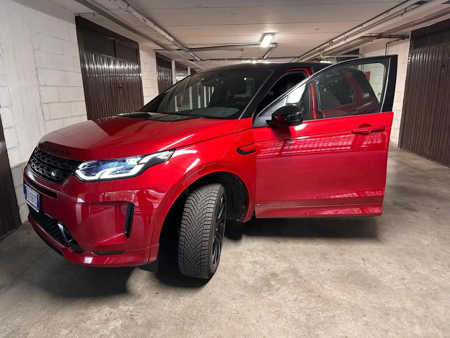 Land Rover Discovery Sport 2.0d sd4 mhev R-Dynamic SE awd 240cv auto Rosso - 2