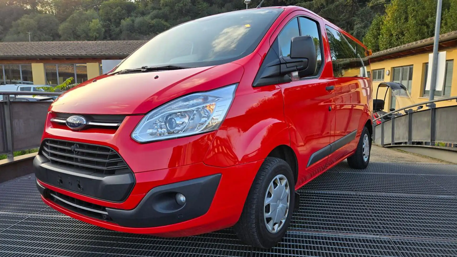 Ford Transit Custom 310 2.0 TDCi 9 POSTI 2 CLIMA E6 + IVA GARANZIA Rosso - 2