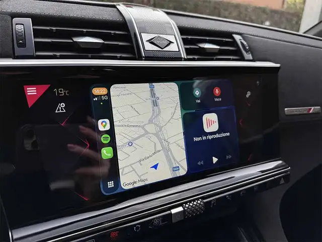 DS Automobiles DS 7 Crossback view 21