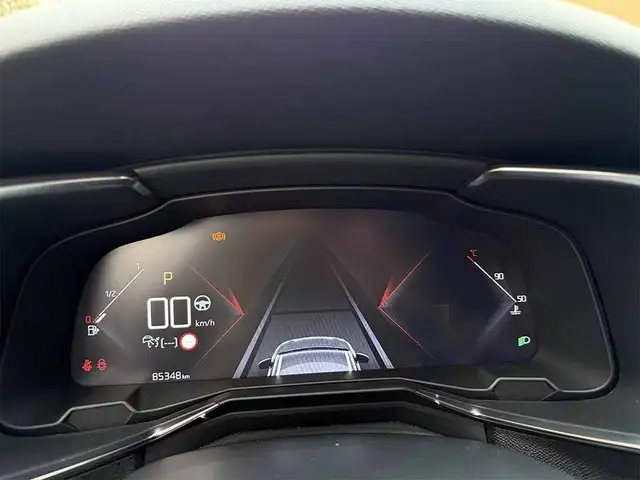 DS Automobiles DS 7 Crossback view 11