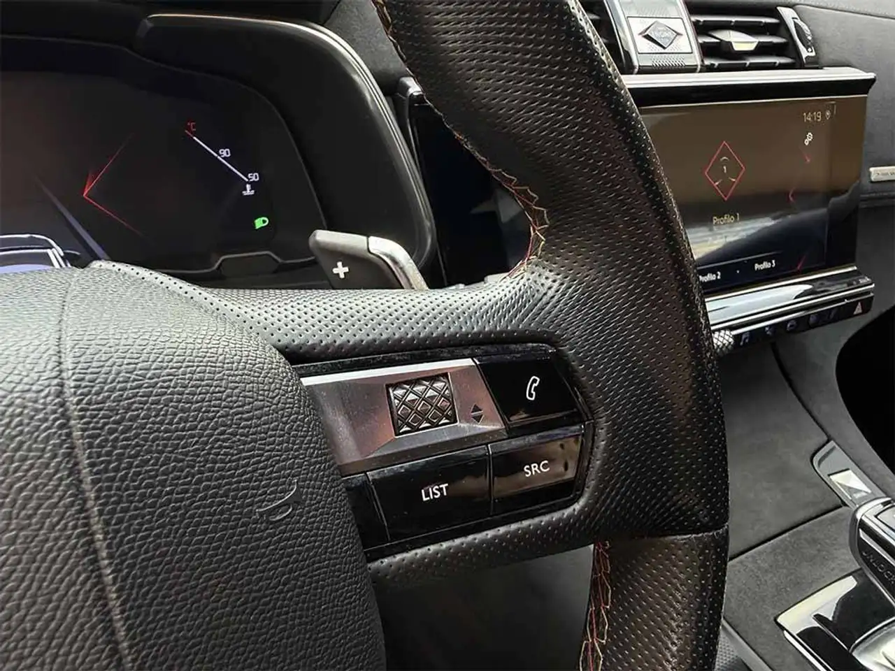 DS Automobiles DS 7 Crossback 2021 — фото 13