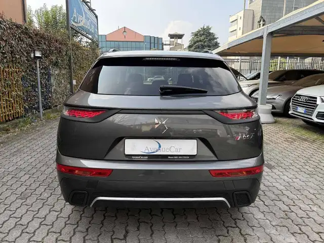 DS Automobiles DS 7 Crossback view 6
