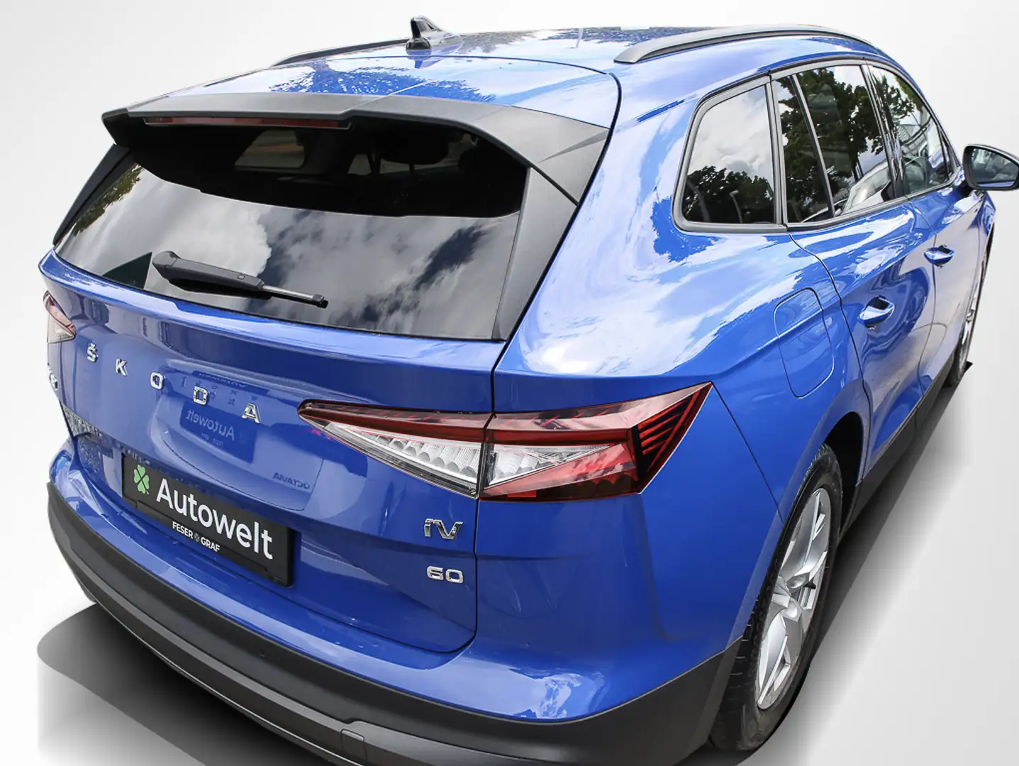 Skoda Enyaq 60 iV Loft AHK LED Navi PDC Sitzh. Blauw - 2