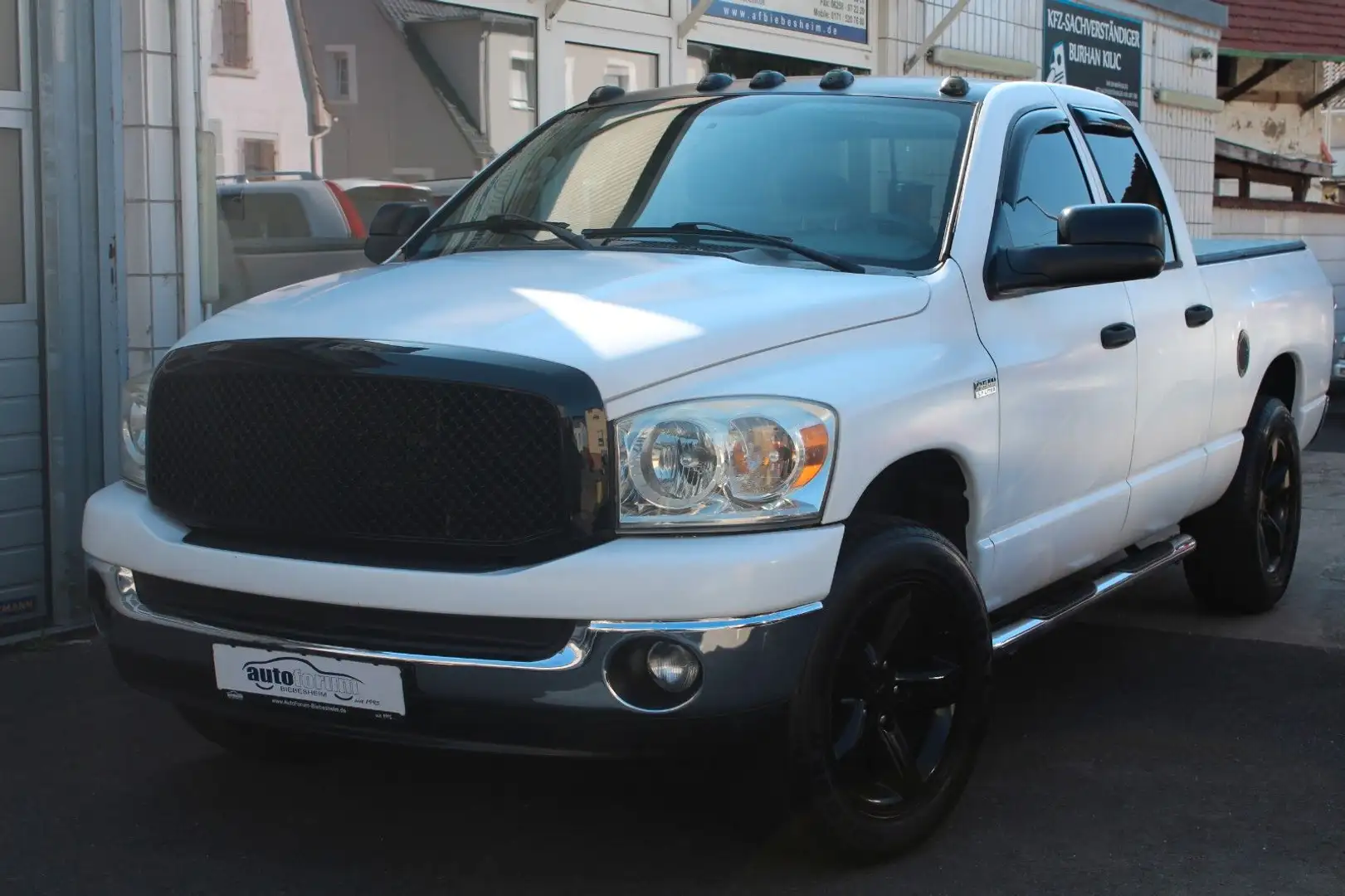 Dodge RAM 1500 Automatik*AHK*6 Sitzer Wit - 2