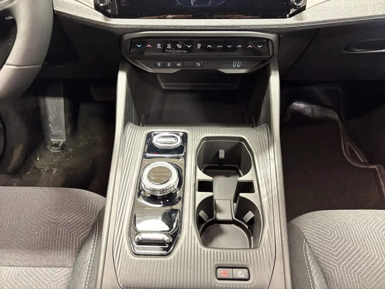Jeep Cherokee снимка Jeep Cherokee