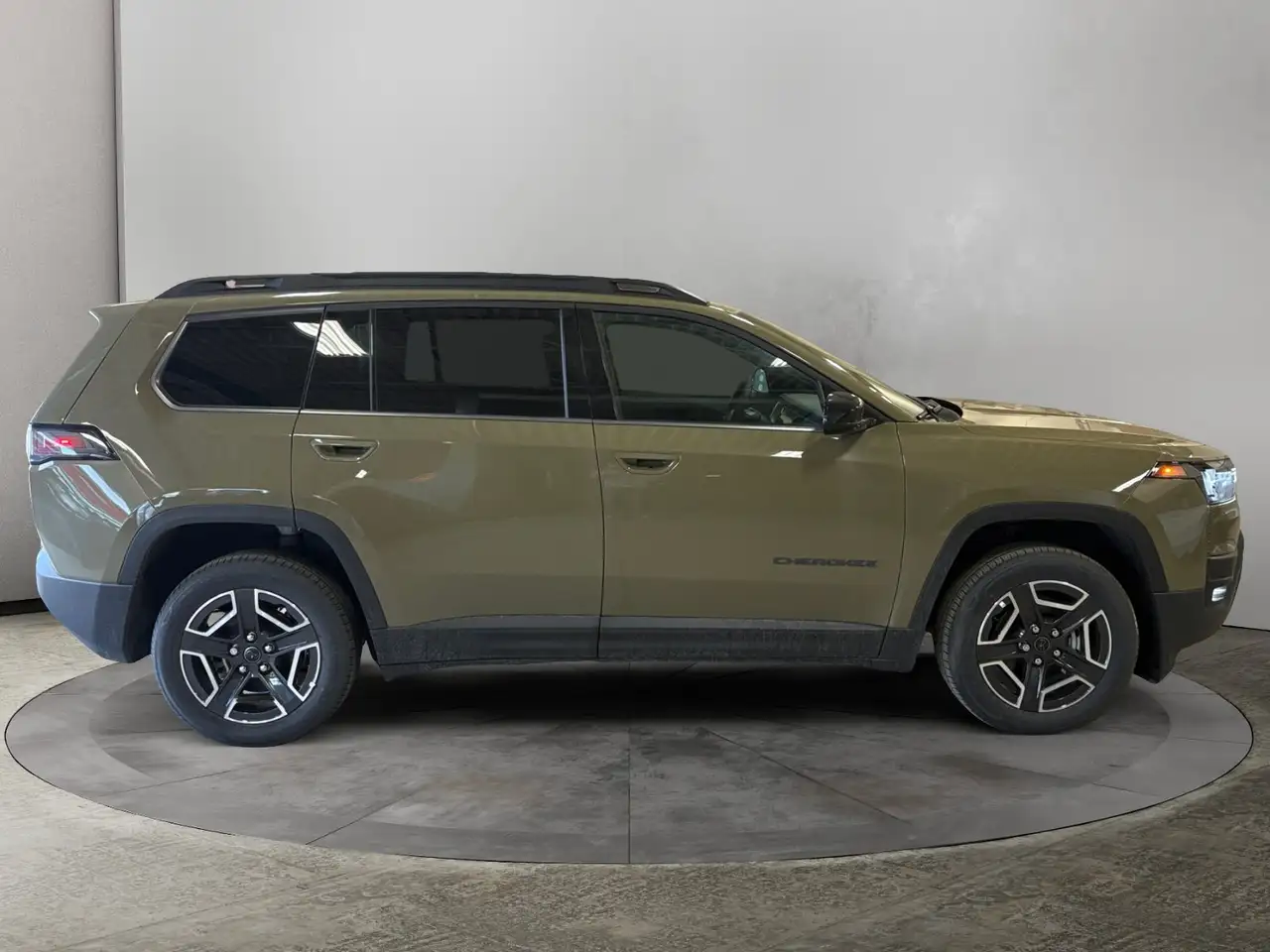 Jeep Cherokee снимка Jeep Cherokee