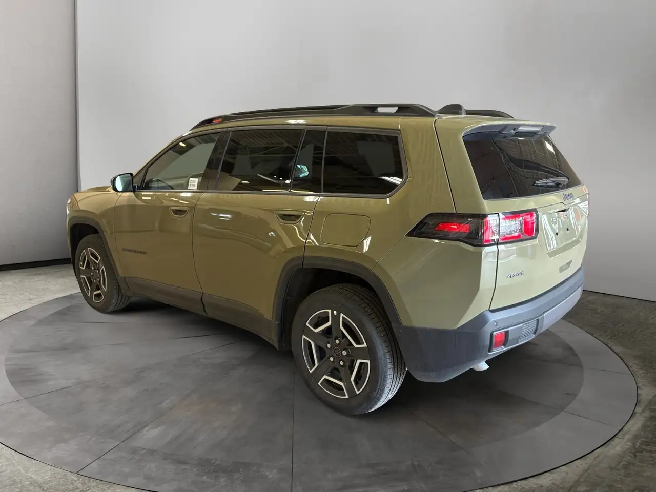 Jeep Cherokee снимка Jeep Cherokee