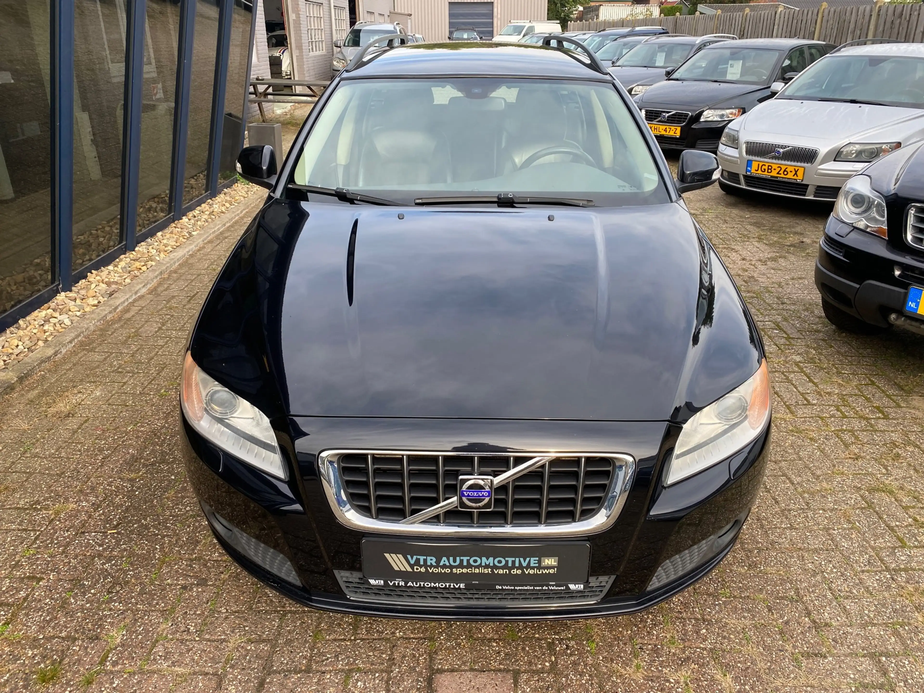 Volvo V70 2.5FT Momentum Automaat H.LEER / XENON / Youngtime — photo 7