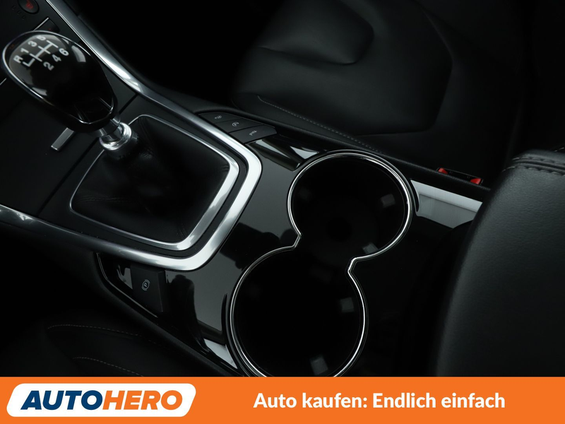 Ford S-Max 1.5 EcoBoost Titanium *NAV*TEMPO*CAM*PDC*SHZ*ALU* — photo 24